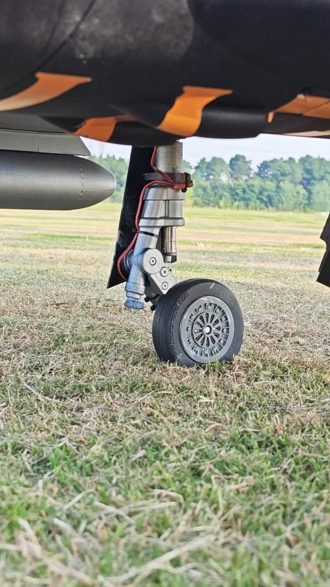 L-39 后起落架